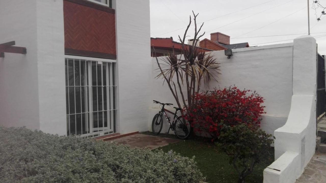 Tehuelches Familiar Villa Puerto Madryn Exterior foto